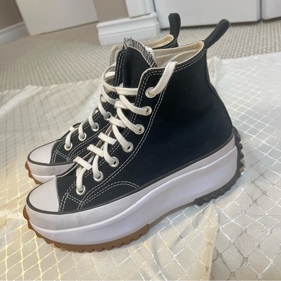 Converse Run Star Hike Black & White High-Tops Platform Lugged Sole Shoes - Picture 5 of 6